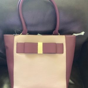 Brand new medium sized purse